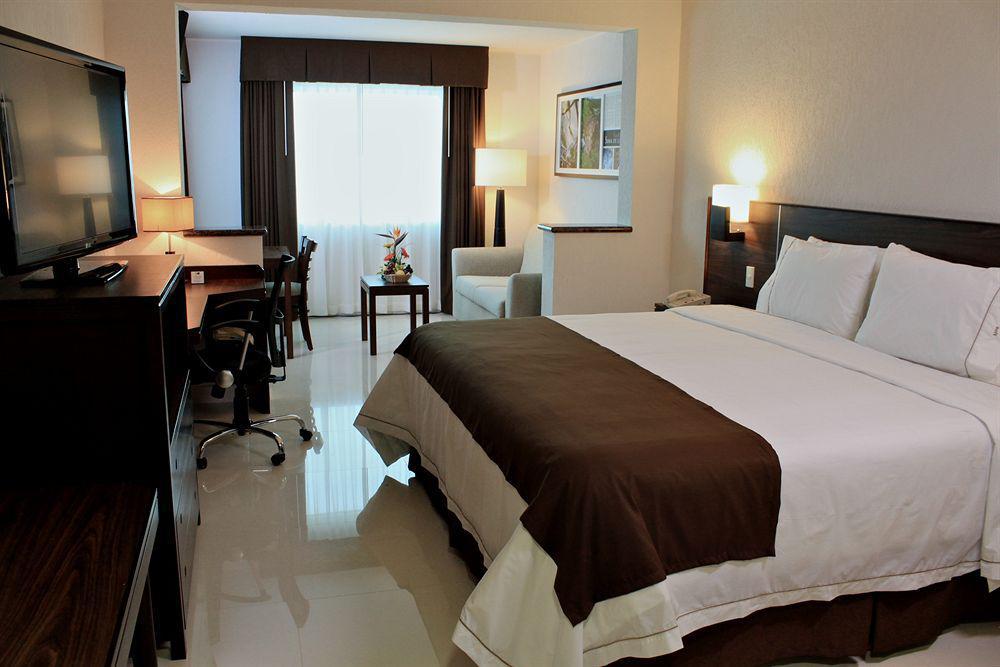 Holiday Inn Express Tuxtla Gutierrez La Marimba By Ihg Номер фото